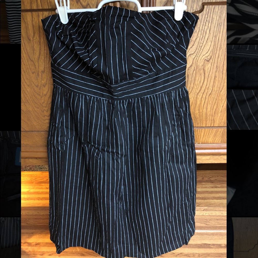 Francesca’s strapless dress size small